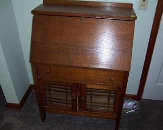 ANTIQUE SECRETARY