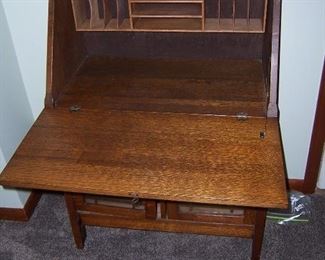 ANTIQUE SECRETARY