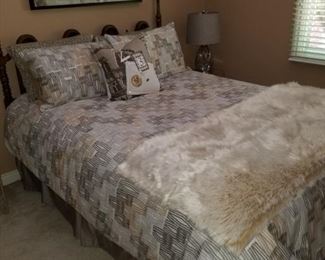 headboard (mattress set not included)