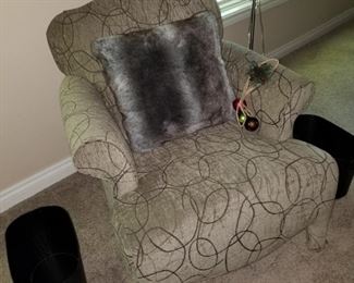 Armed chair