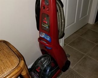 Carpet cleaner
