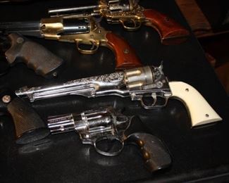 Replicas of guns