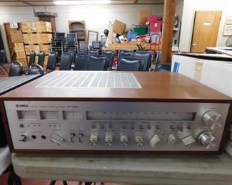 Yamaha CR-2020 Receiver