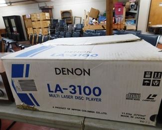 Denon LA-3100 LaserDisc Player