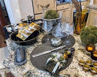 home décor glasses cups and dishes