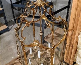 Chandelier light fixture