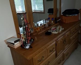 Dresser with 3 piece mirror, costume jewelry