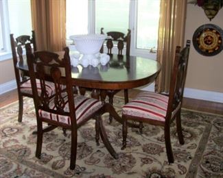 Mahogany breakfast table, chairs