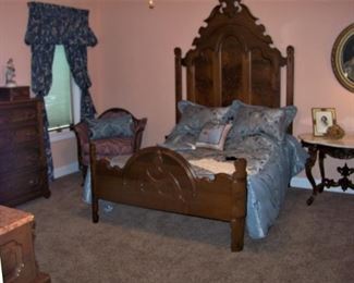 Second Victorian bedroom