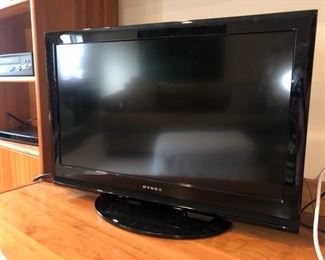 Dynex 26” LCD flatscreen TV