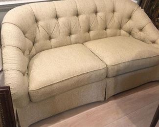 Tufted Settee - Baker