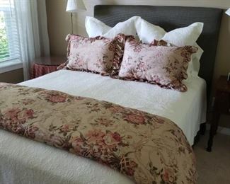 Queen Padded Headboard with Queen Mattress. Romantic Bedding. Lamps. Flower Art. 