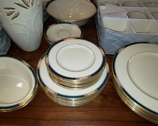 A fabulous Presidential Collection of Lenox Dishes. Wow!