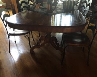 Gorgeous Alfonso Marina dining table with one leaf
