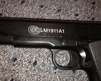 Colt M1911A1 Airsoft pistol