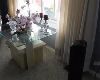 beautiful 90'ss art stone end table, lamp and air