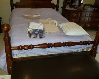 Queen size bedroom suite