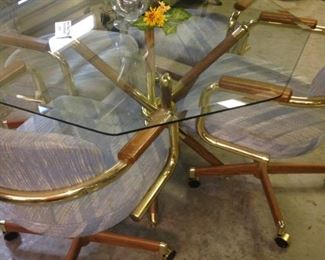Glass top octagon shaped table & 4 chairs