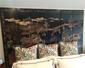Wonderful 6-panel hand-carved and painted Asian screen, wall-mounted. 
