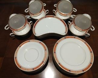 36-piece set of Royal Worcester "Beaufort" china, England.