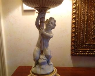 Close-up pic of one of the pair of table lamps, by RPM Royal Porzellan Manufaktur G.m.b.H