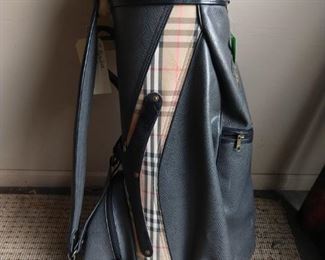 Side view of the vintage Burberry's golf bag.