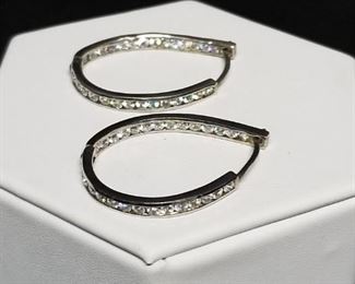 18K White Gold Earrings