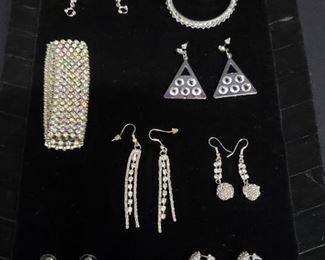 Silver Toned Bling But No Ring