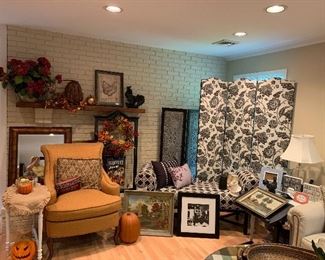 Vintage Chic Finds Estate Sales