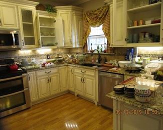 Gourmet Kitchen Full of Brand Name Appliances, Sets of Dishes... Pyrex, Corning, Paula Deen, Kitchen Aid, etc.