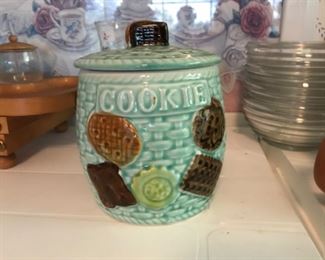 Cool cookie jar