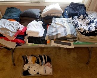 Men's clothing (size XL to 3XL) and hats.