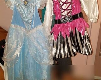 Girl's dance/Halloween costumes (many sizes)