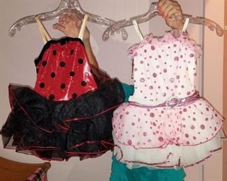 Girl's dance/Halloween costumes (many sizes)