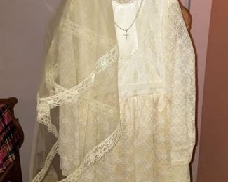 Gorgeous Communion dress in excellent condition!