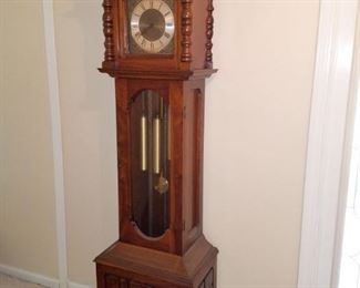 Grandfather clock...gorgeous!