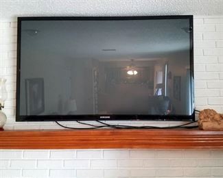 Large Samsung flat screen tv