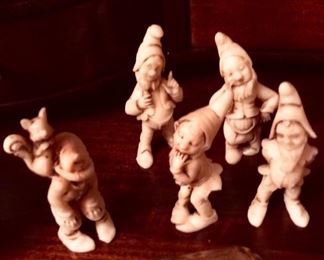 5 of Disney’s seven dwarfs