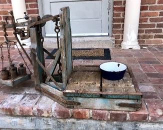 antique scale with weights from Cadiz Ky area