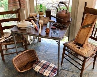 Household items from 19th century