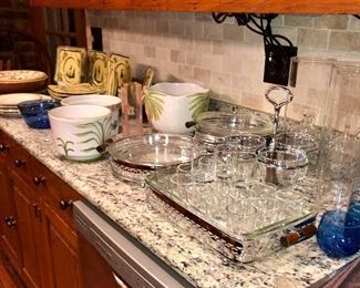pyrex casserole dishes and chrome holders