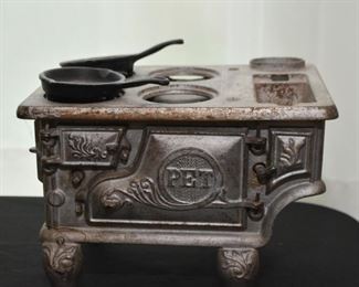 Cast Iron Stove Salesman Sample (Pet)