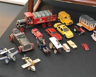 Vintage Model / Toy Cars, Airplanes, Etc.