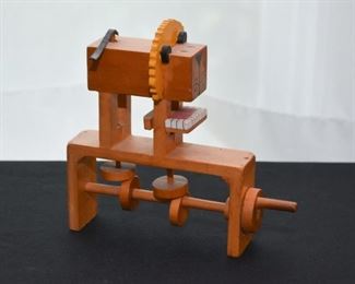Wooden Mechanical Toy Lion