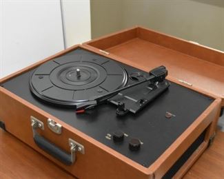 Crosley 3-Speed Portable Turntable