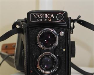 Yashica Mat-124 G Camera