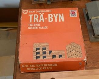 Tra-Byn Wooden Village Blocks
