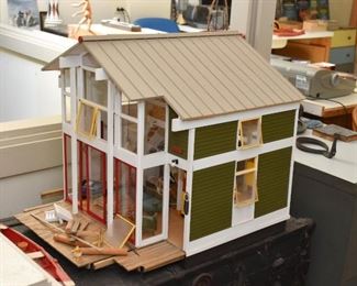 Modern Beach House Model / Miniature / Doll House / Dollhouse