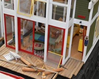Modern Beach House Model / Miniature / Doll House / Dollhouse