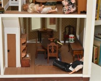 Victorian Queen Anne House Model / Miniature / Doll House / Dollhouse